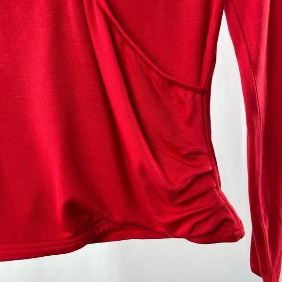 Cupcakes and Cashmere Erick Knit Faux Wrap Top in Red Size Small - Picture 3 of 7